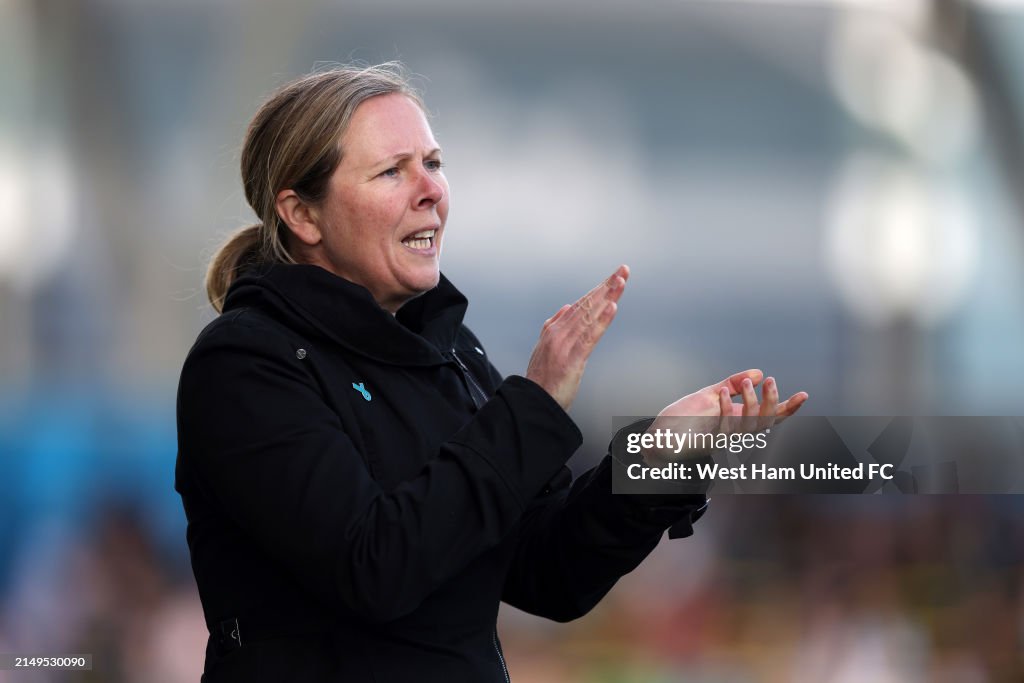 Rehanne Skinner says ‘the club are keen to action’ on a plan for West Ham to play at the London Stadium