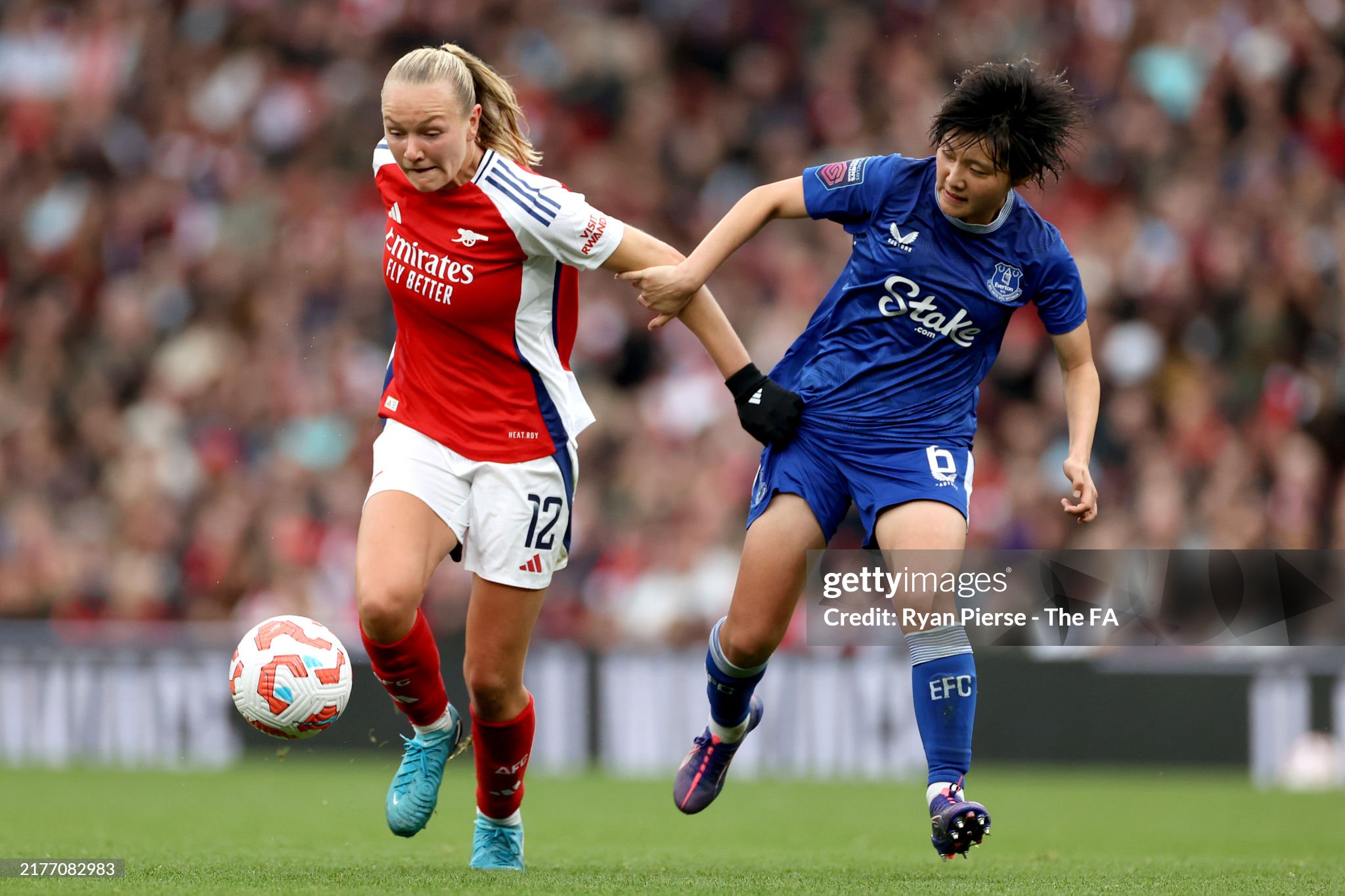 Arsenal 0-0 Everton: Lacklustre Gunners settle for a draw against headstrong Toffees at Emirates Stadium