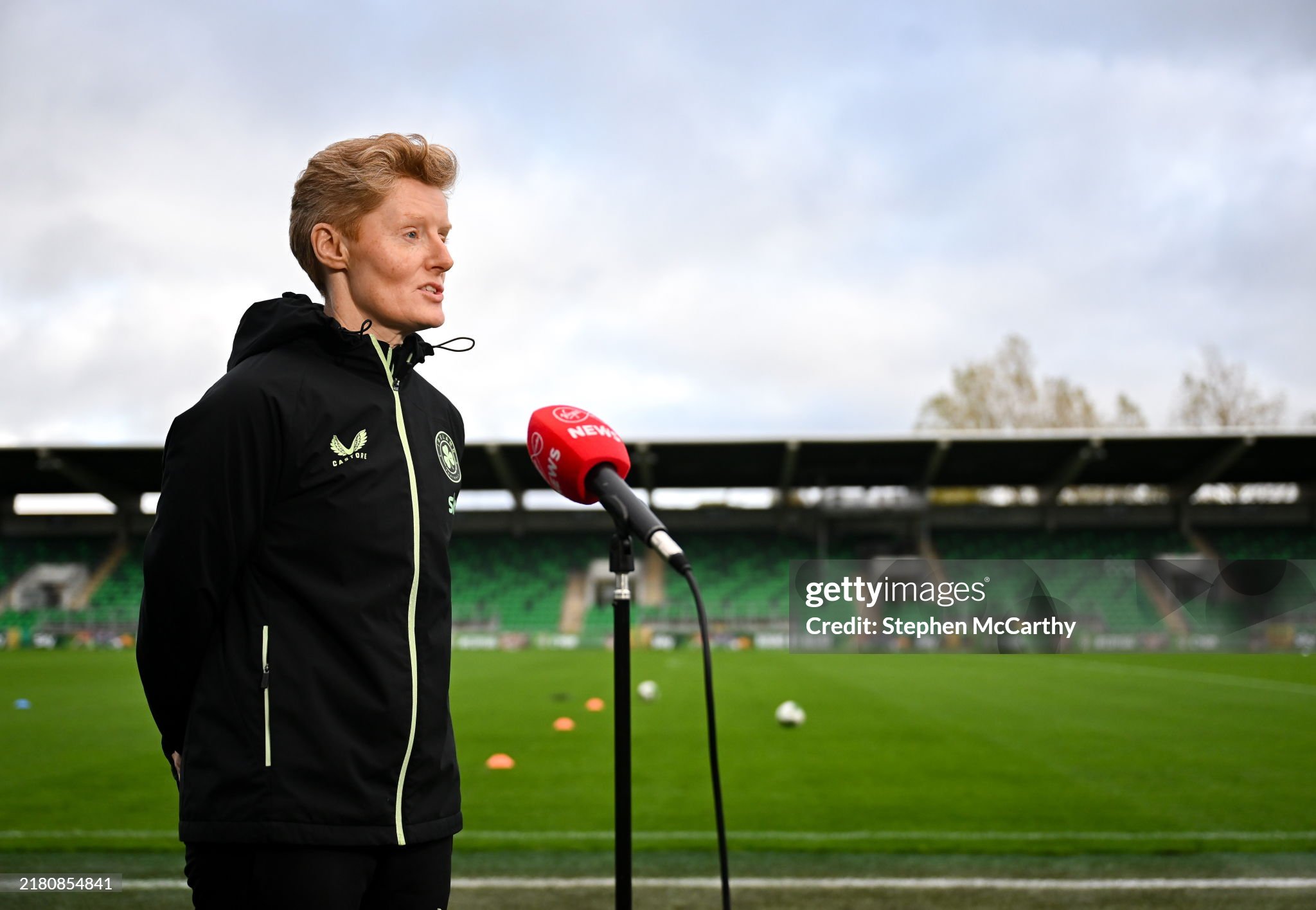 Eileen Gleeson says Republic of Ireland are keen to ‘start strong’ in front of sell-out Dublin crowd