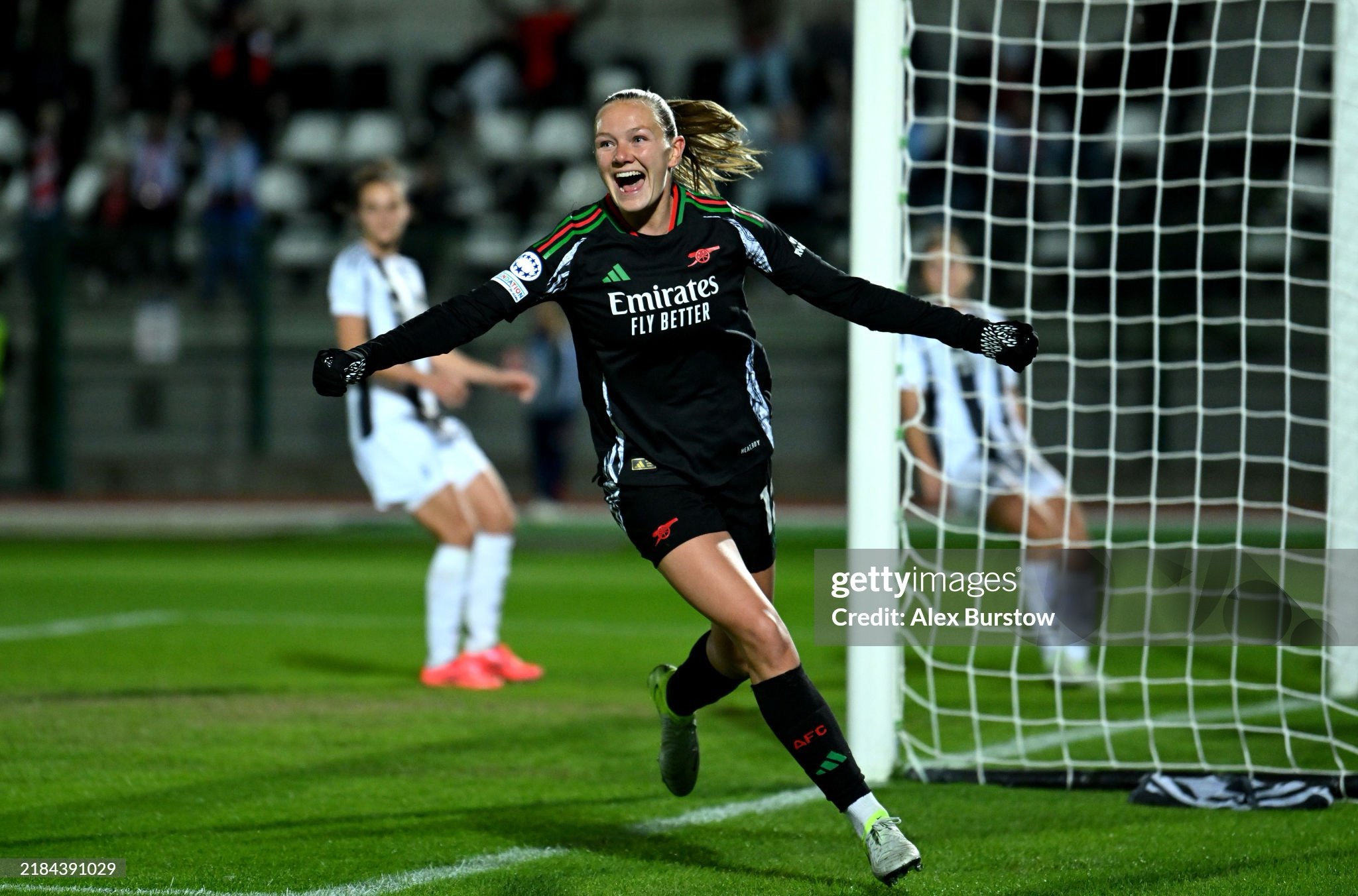 Juventus 0-4 Arsenal: Gunners run riot in Champions League humbling