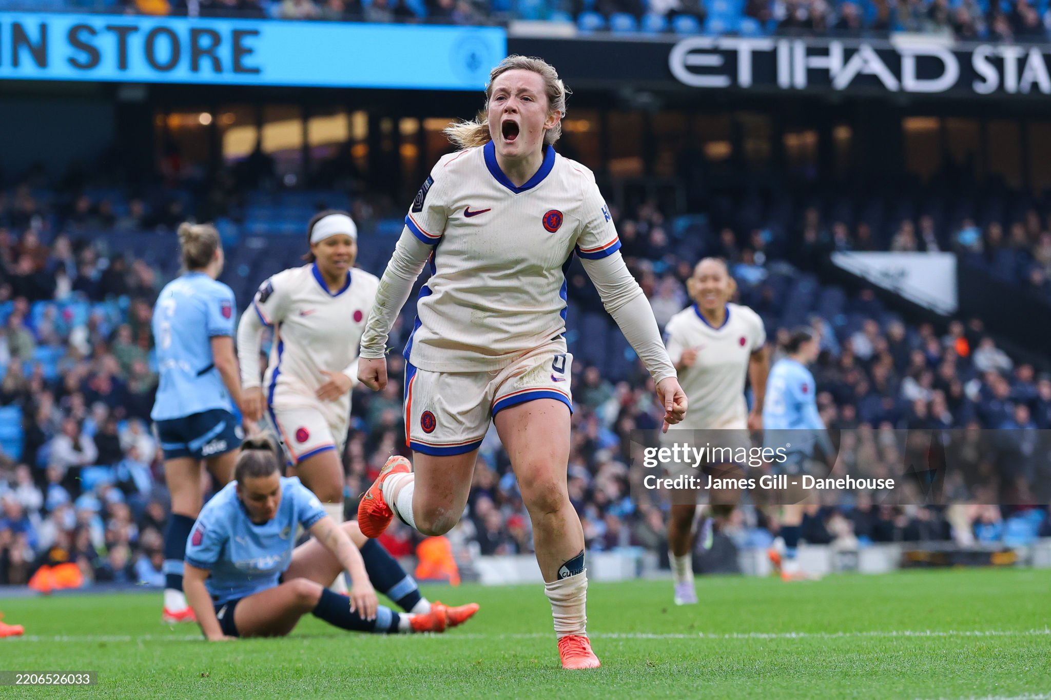 Man City 1-2 Chelsea: Kerolin, Cuthbert and Controversy as the Blues win round three