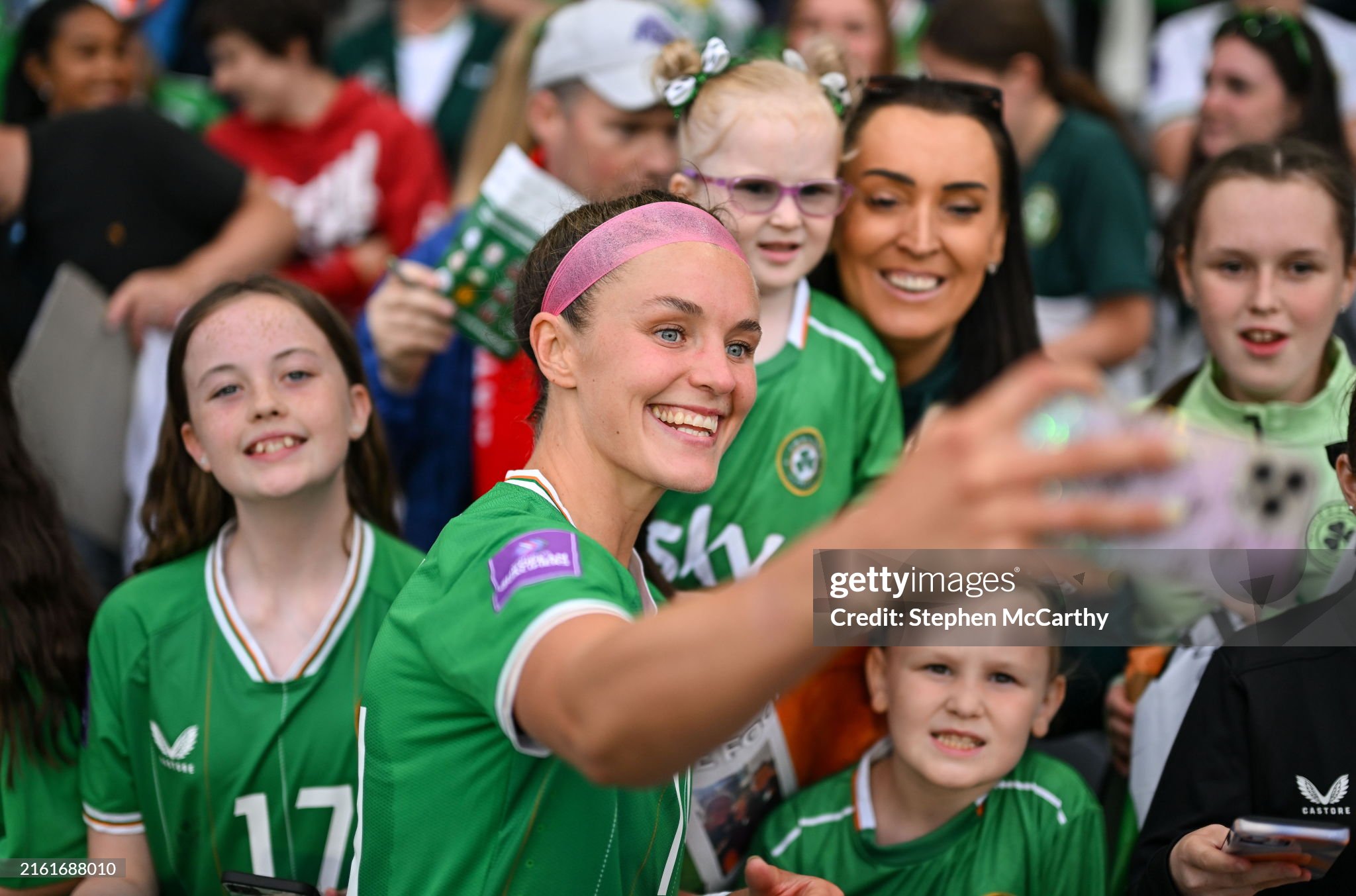 Caitlin Hayes talks Brighton, the new season and pink headbands