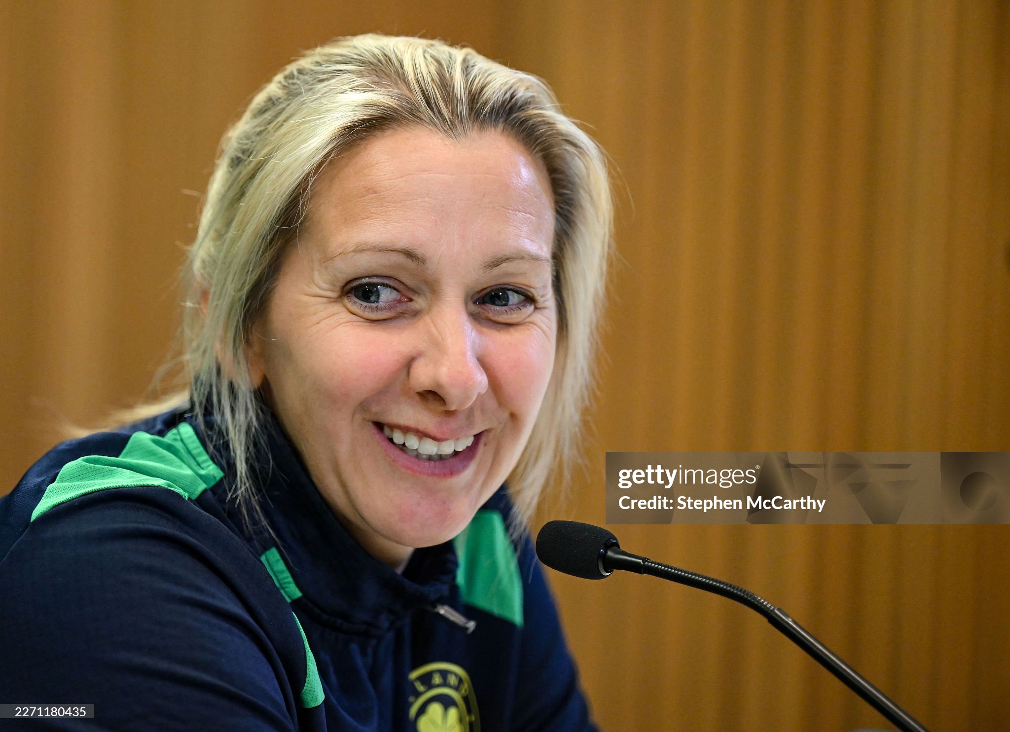 Kyra Carusa is ‘sensational’ in an Ireland shirt lauds Carla Ward
